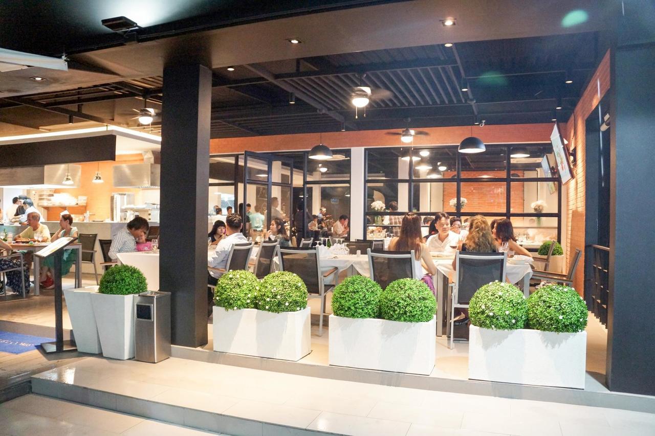 スリンビーチ The Aristo By Holy Cow, 4-Br Loft, 150 M2, Pool Viewアパートホテル エクステリア 写真
