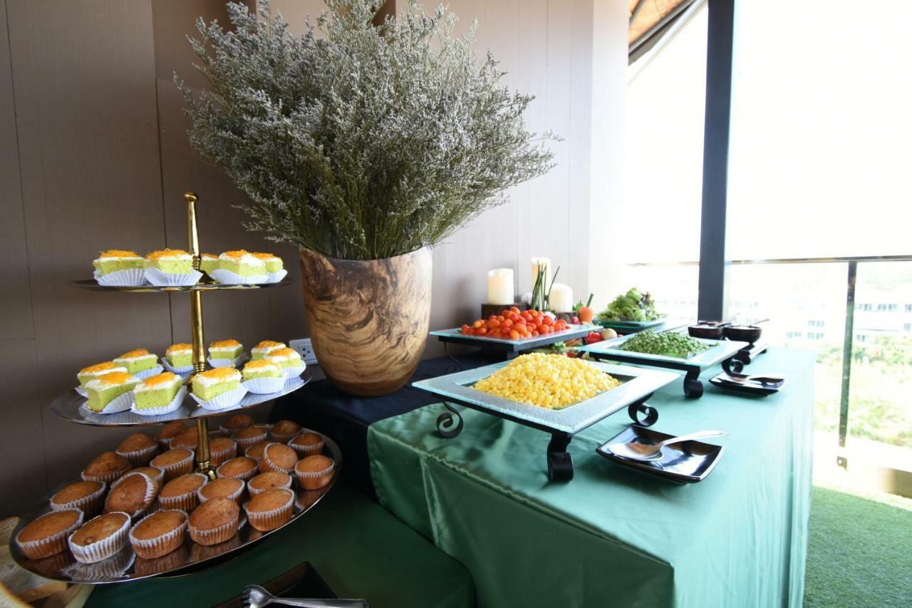 スリンビーチ The Aristo By Holy Cow, 4-Br Loft, 150 M2, Pool Viewアパートホテル エクステリア 写真