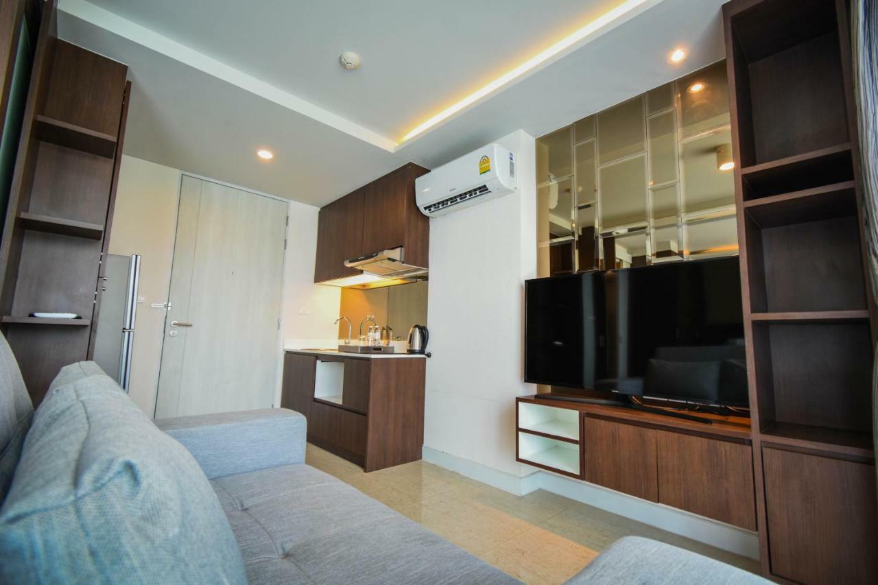 スリンビーチ The Aristo By Holy Cow, 4-Br Loft, 150 M2, Pool Viewアパートホテル エクステリア 写真